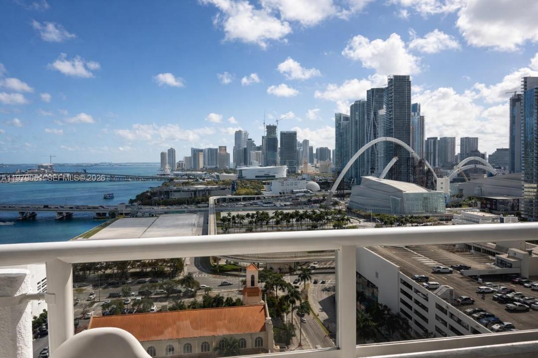 1717 N Bayshore Dr A-2654, Miami, فلوريدا 33132, الولايات المتحدة