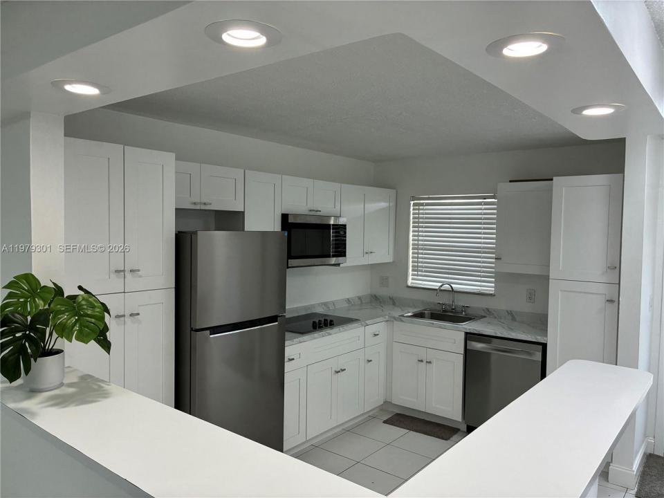609 S State Road 7 2C, Margate, Florida 33068, Stati Uniti