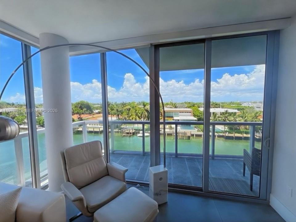 Bay Harbor Islands, Floride 33154, États-Unis