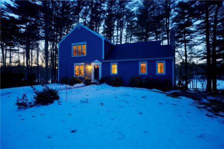 18 Riverview Drive, Richmond, Rhode Island 02894, USA