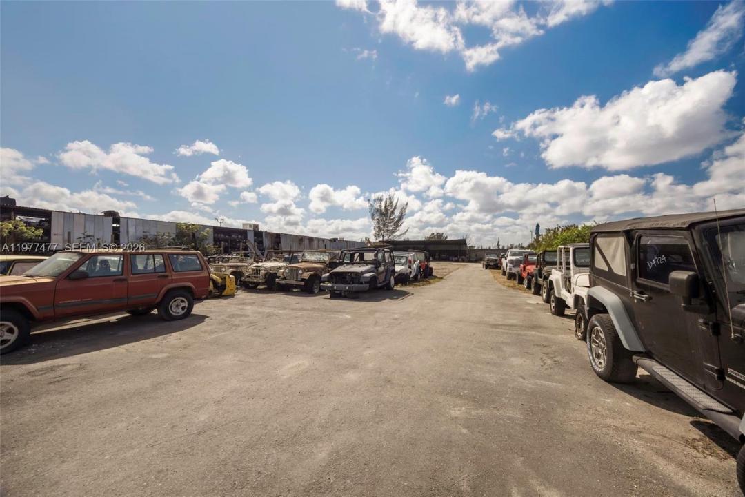 12880 Port Said Rd, Opa-Locka, Florida 33054, USA