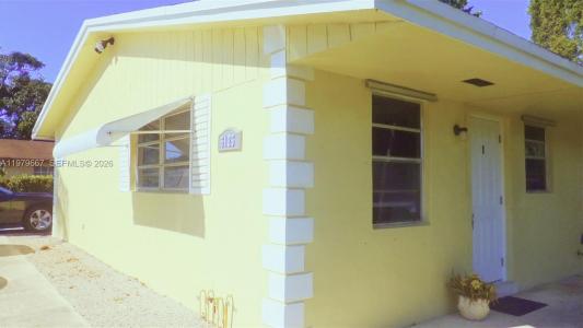 6125 SW 48th Ct 1-4, Davie, Florida 33314, USA