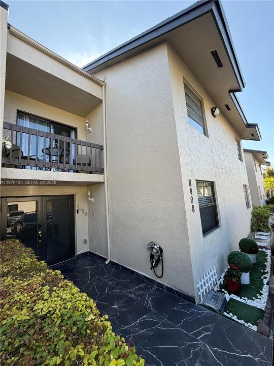 8408 NW 8th St 8408, Miami, Floride 33126, États-Unis