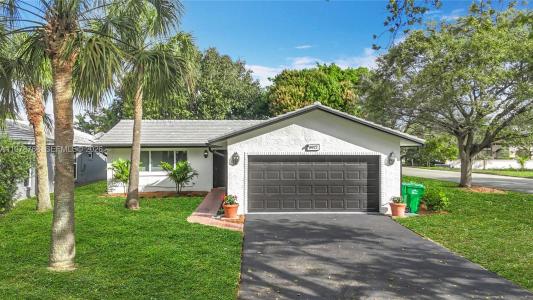 8977 NW 21st Ct, Coral Springs, Florida 33071, Amerika Birleşik Devletleri