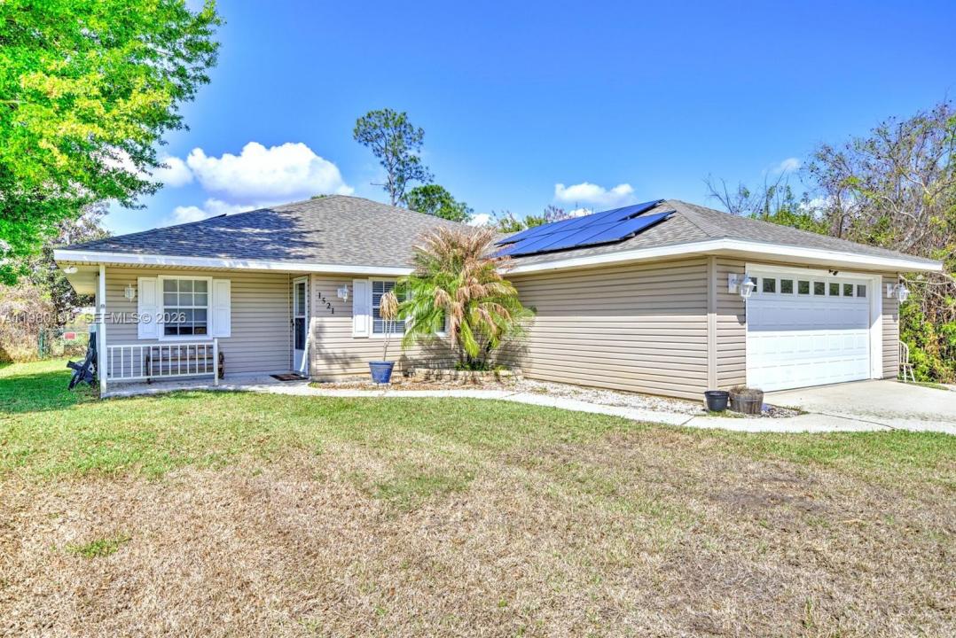 1521 Lancia Avenue, Sebring, Florida 33872