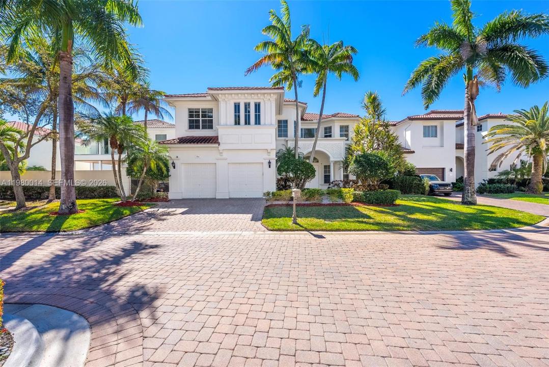 822 Meridian Ln, Hollywood, Floryda 33019, USA