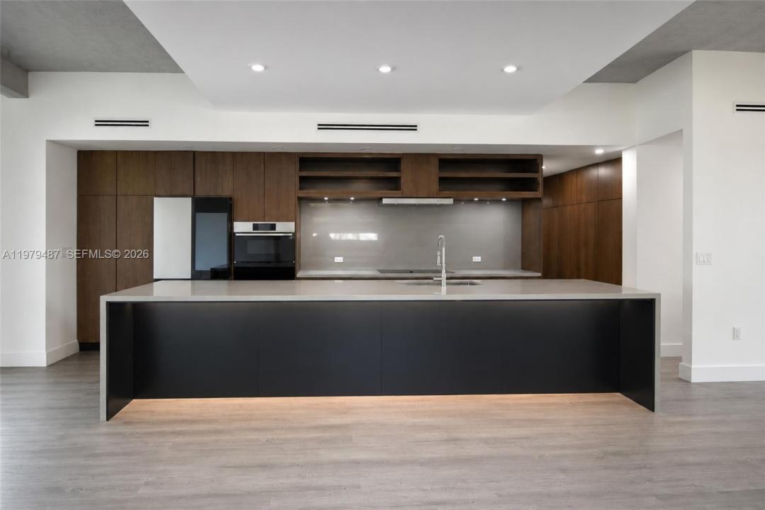 3669 Frow Ave, Miami, Flórida 33133, Estados Unidos