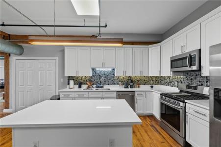 396 Roosevelt Avenue, Central Falls, Rhode Island 02863, Estados Unidos