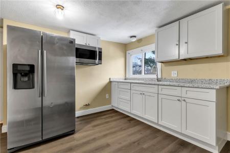 24 Whipple Avenue 2, North Providence, Rhode Island 02911, États-Unis