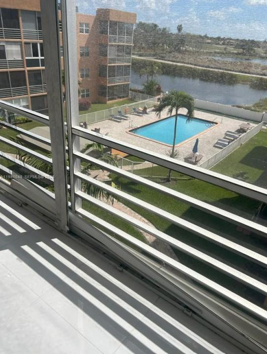 3048 E Sunrise Lakes Dr 411, Sunrise, Floride 33322, États-Unis