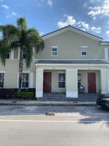 9455 SW 171ST CT 9455, Kendall, Floride 33196, États-Unis