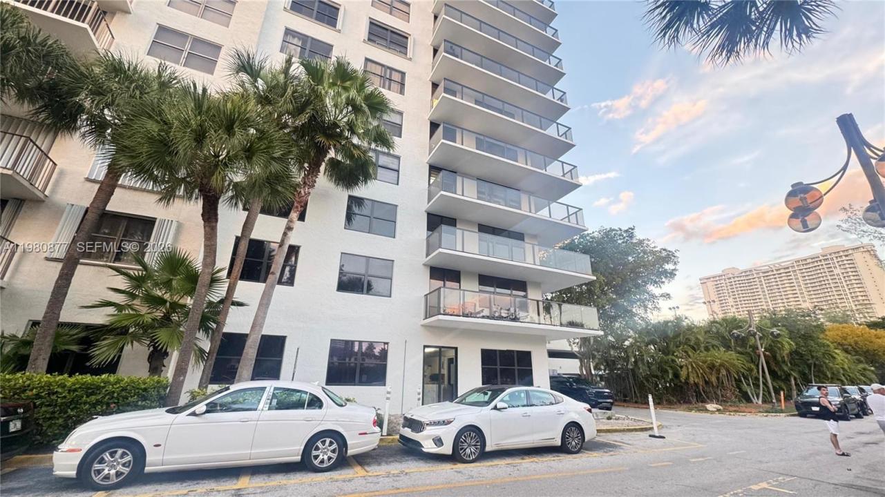 18151 NE 31st Ct 707, Aventura, Floride 33160, États-Unis