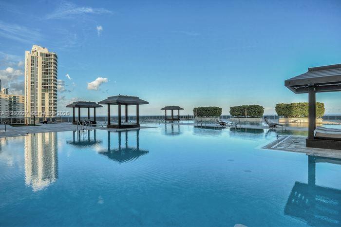 1830 S Ocean Dr 1406, Hallandale Beach, Floride 33009, États-Unis
