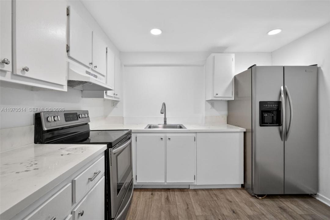 9091 Lime Bay Blvd 107, Tamarac, Floride 33321, États-Unis