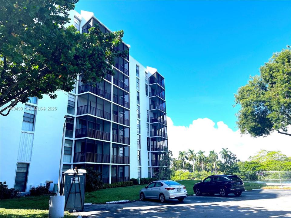 3475 N Country Club Dr 716, Aventura, Florida 33180, Estados Unidos