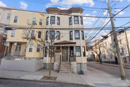 58 Chestnut Street, Yonkers, Нью-Йорк 10701, Соединенные Штаты