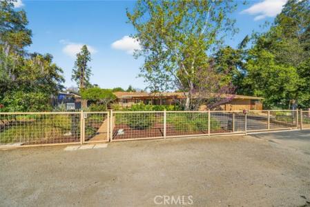 N Arcade, Fresno, California 93704, Stati Uniti