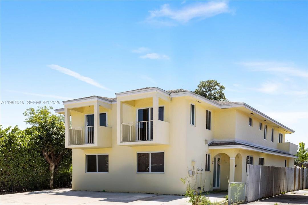 3524 NW 4th Ter, Miami, Florida 33125, Stati Uniti