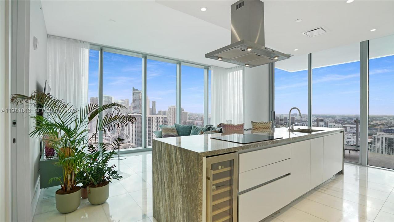 700 NE 26th Ter 3005, Miami, Florida 33137, Stati Uniti
