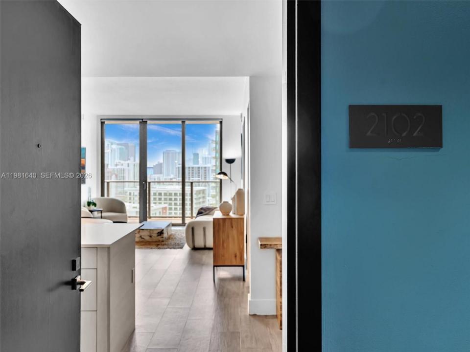 121 NE 34th St 2102, Miami, Floride 33137, États-Unis