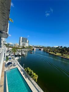 Miami, Florida 33125, USA