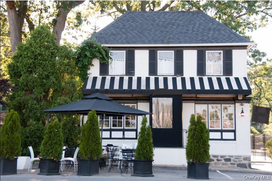 121 Myrtle Boulevard, Mamaroneck, New York 10538, Stati Uniti