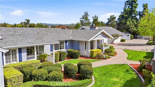 Meads, Orange, California 92869, Stati Uniti