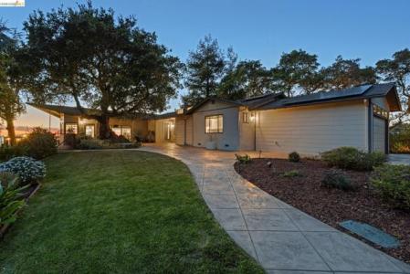 Lochard St, Oakland, Californie 94605, États-Unis