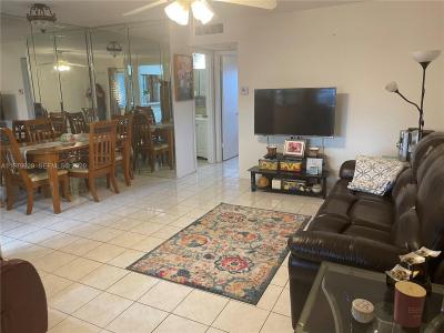 5300 Washington St J312, Hollywood, Florida 33021, USA
