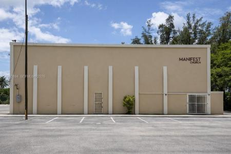 680 Superior St, Opa-Locka, Флорида 33054, Соединенные Штаты