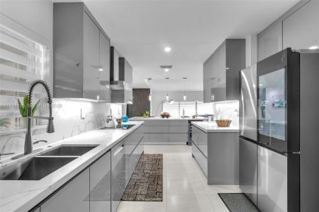 19951 NE 10th Place Way, Miami, Florida 33179, USA