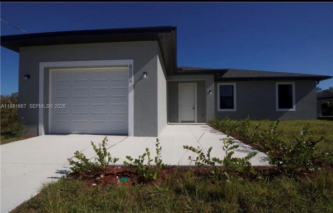 8004 Spice CT, La Belle, Florida 33935, Stati Uniti