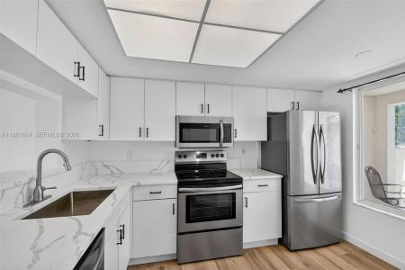 101 E Half Moon Cir B, Hypoluxo, Florida 33462, USA