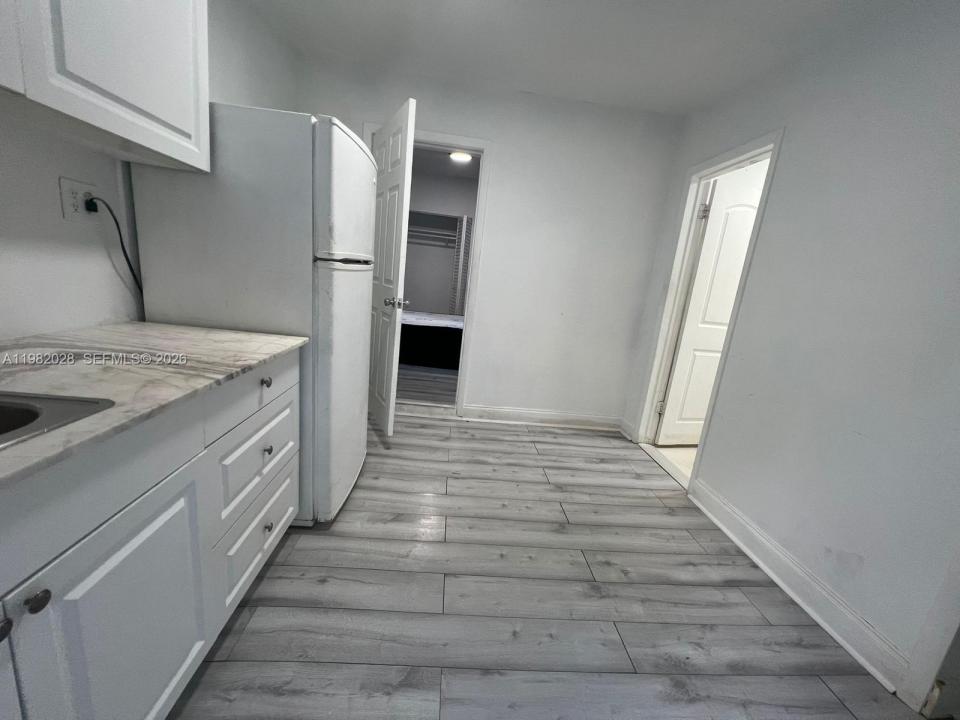 1053 NE 149th St, Miami, Florida 33161, USA