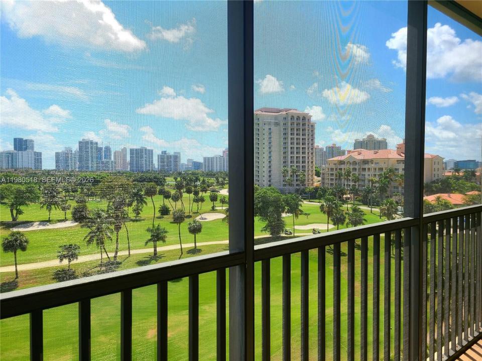 20335 W Country Club Dr 705, Aventura, Florida 33180, HOA KỲ