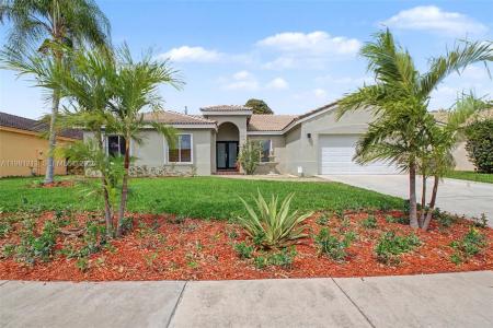 19920 Cutler Ct, Cutler Bay, Florida 33189