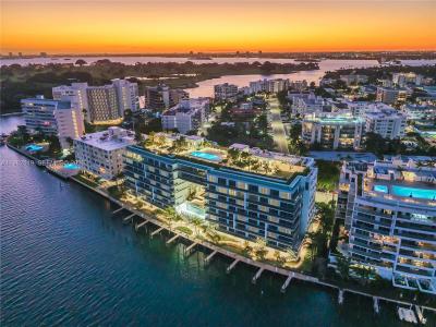 9201 E Bay Harbor Dr 804, Bay Harbor Islands, Florida 33154, USA