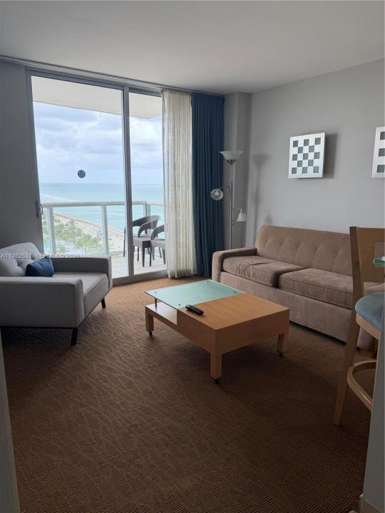 18683 Collins Ave 1504, Sunny Isles Beach, Florida 33160, USA