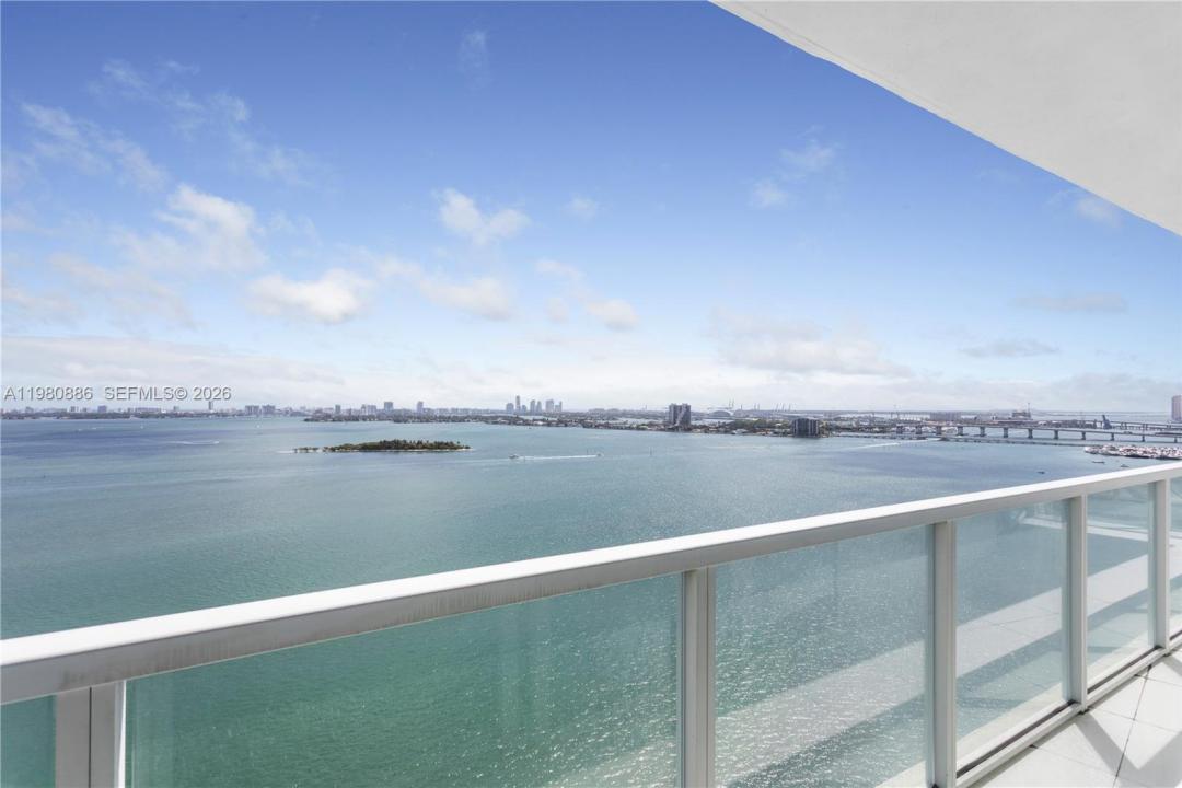 665 NE 25th St 2102, Miami, Florida 33137, USA