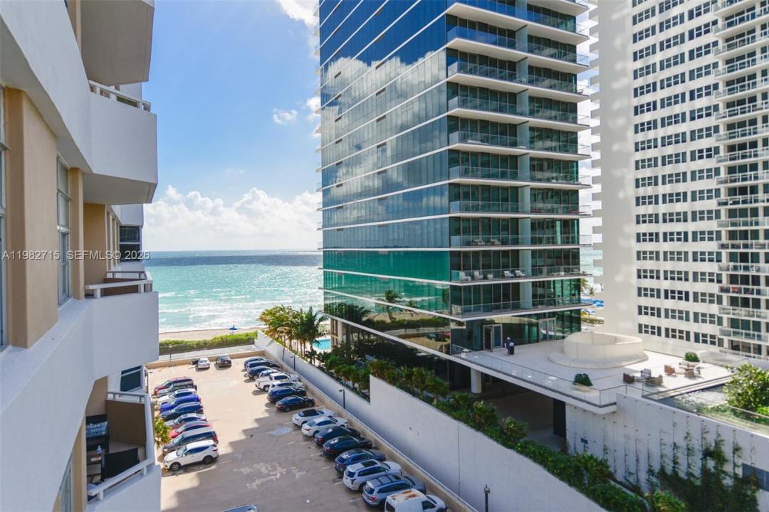 1980 S Ocean Dr 7A, Hallandale Beach, Floride 33009, États-Unis