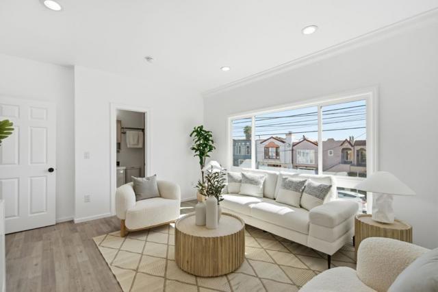 W Moltke Street, Daly City, Californie 94014, États-Unis