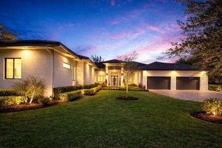 11861 NW 9 Street, Plantation, Florida 33325