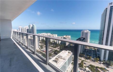 4010 S Ocean Dr R2005, Hollywood, Florida 33019, USA