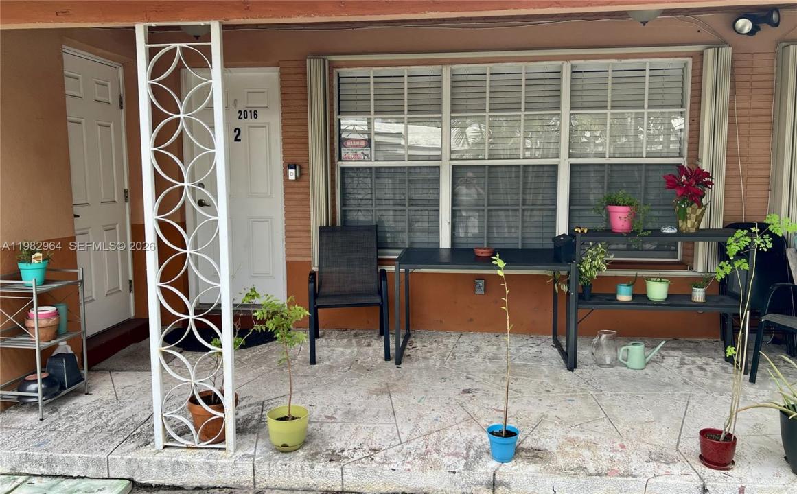 2016 NE 26th St 2, Wilton Manors, Floride 33305, États-Unis