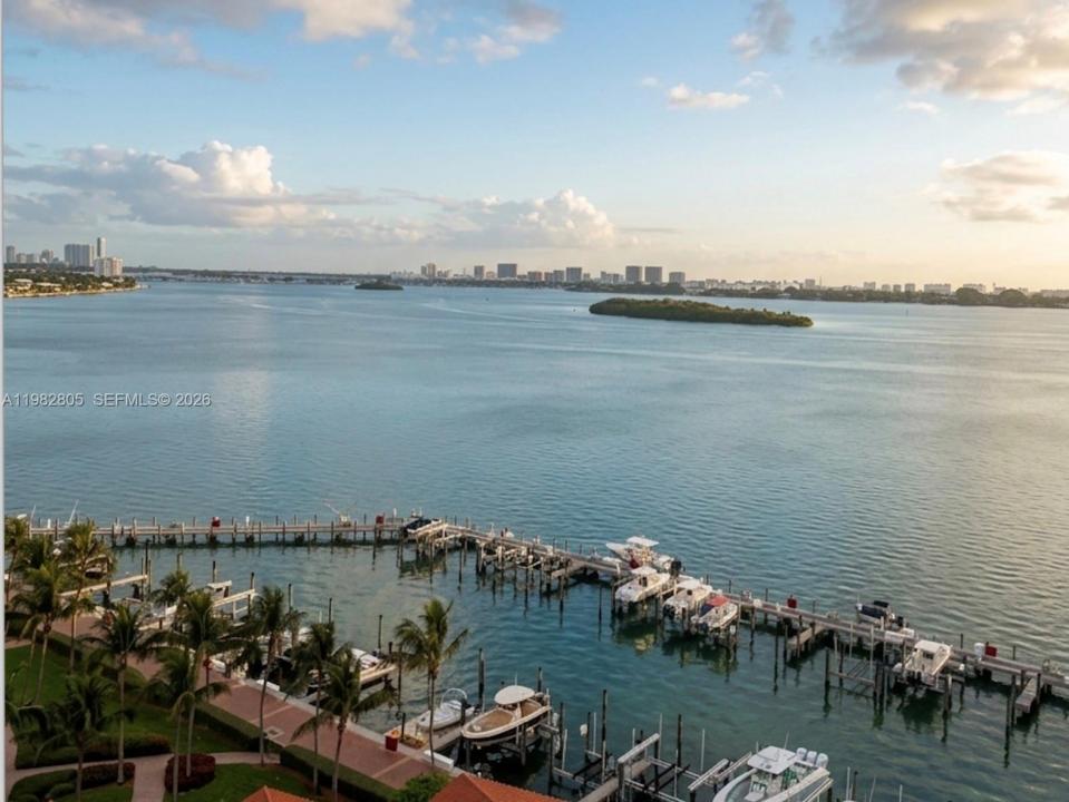 4000 Towerside Ter 1401, Miami, Florida 33138, Stati Uniti