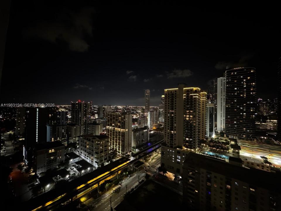 1111 SW 1st Ave 3122-N, Miami, Florida 33130, Stati Uniti