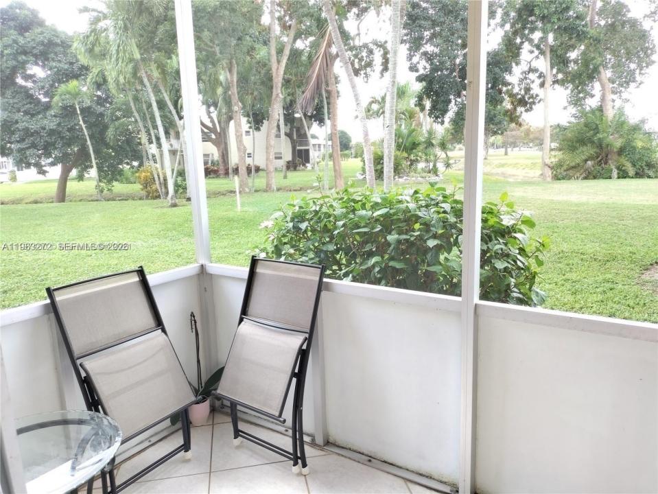 452 Flanders J 452, Delray Beach, Florida 33484