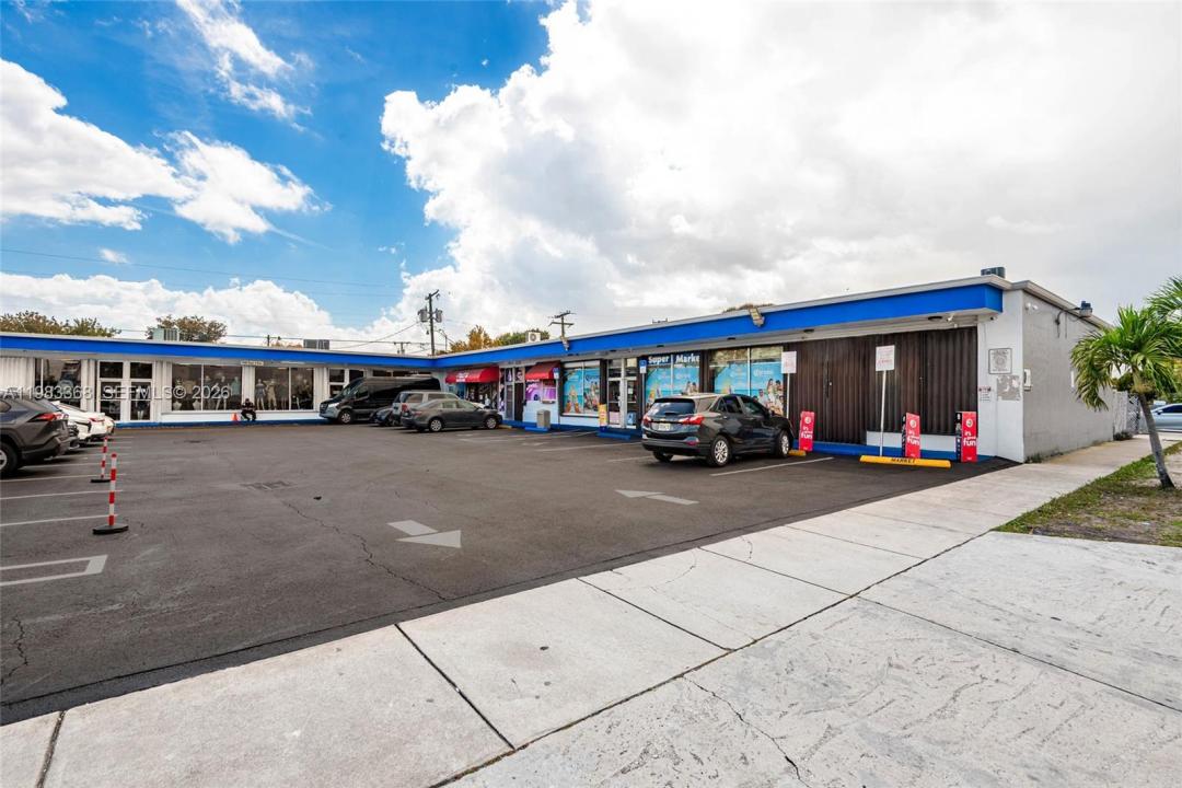 1992 E 4th Ave, Hialeah, Florida 33010, Amerika Birleşik Devletleri