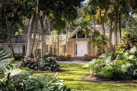 9000 Arvida Dr, Coral Gables, Florida 33156, USA