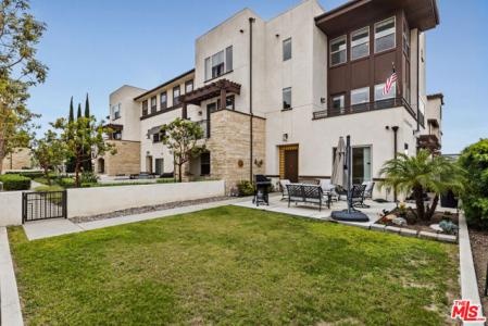 Santa Ana Avenue, Bellflower, Californie 90706, États-Unis